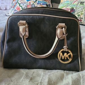 Michael Kors Handbag & Crossbody